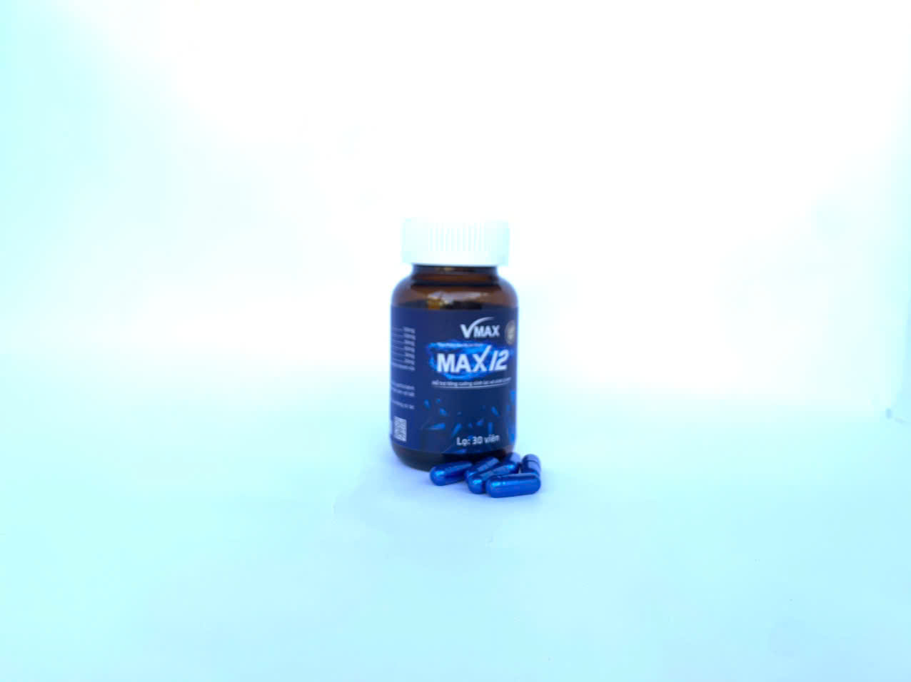 VMAX MAX12